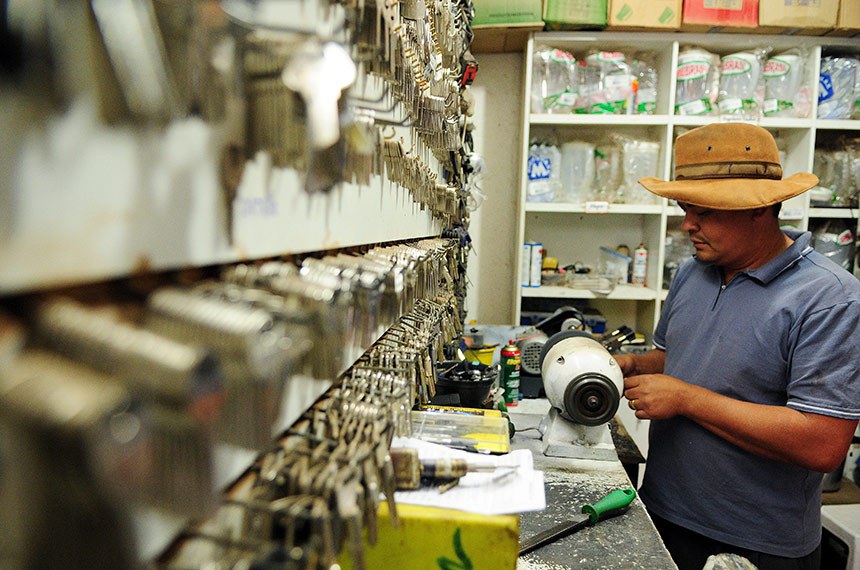 Acesso mais fácil ao Programa Nacional de Microcrédito já está em vigor